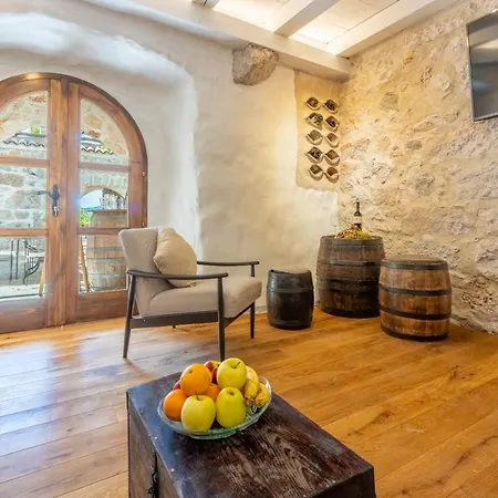 Villa Stara Kuca - Old Stone House *