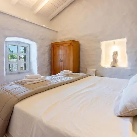 Stara Kuca - Old Stone House * Grižane