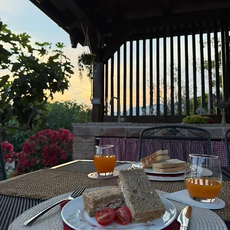 Stara Kuca - Old Stone House *