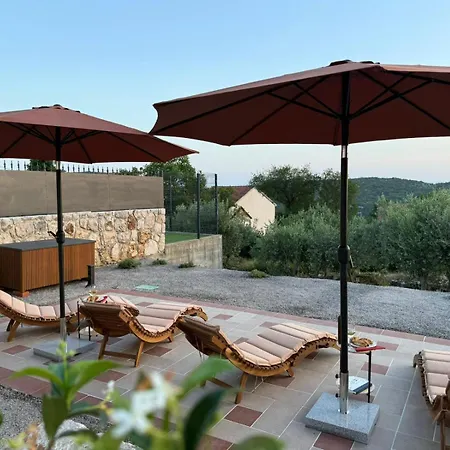 ヴィラ Stara Kuca - Old Stone House