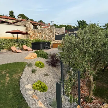 Stara Kuca - Old Stone House Villa
