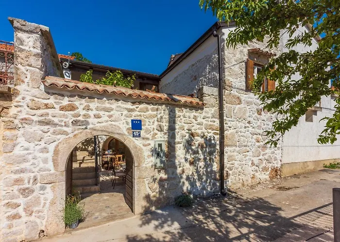 Stara Kuca - Old Stone House
