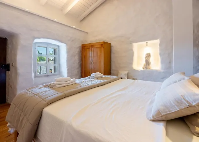 Stara Kuca - Old Stone House * Grižane