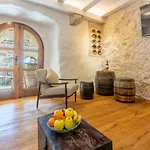 Willa Stara Kuca - Old Stone House *