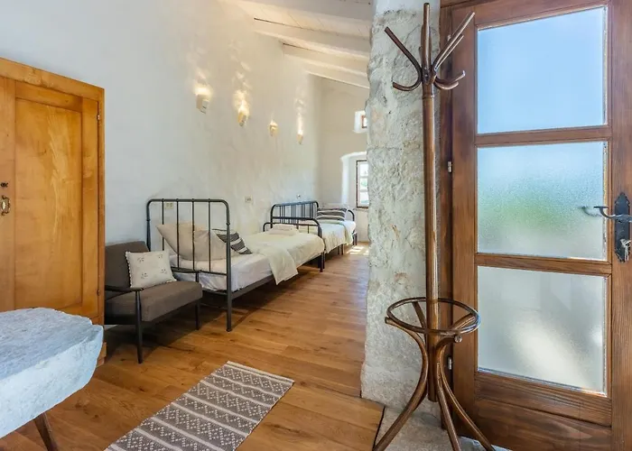 Stara Kuca - Old Stone House